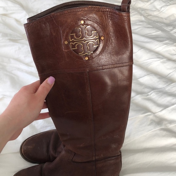Tory Burch boots, size 7.5, soles have wear - Picture 4 of 6